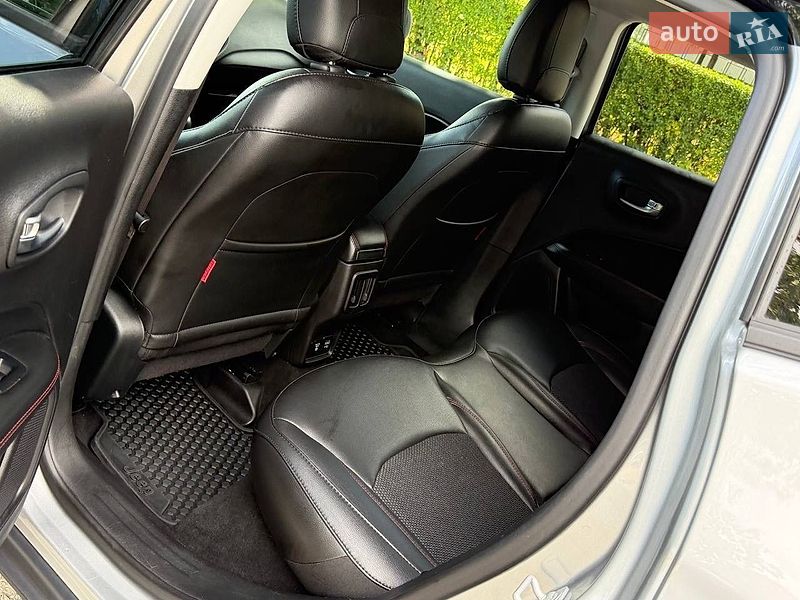 Внедорожник / Кроссовер Jeep Compass 2019 в Стрые