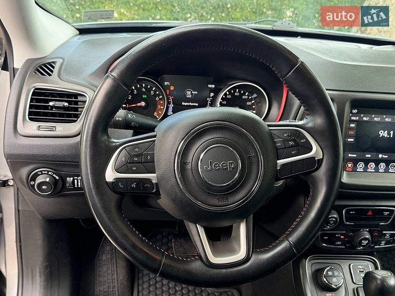 Внедорожник / Кроссовер Jeep Compass 2019 в Стрые