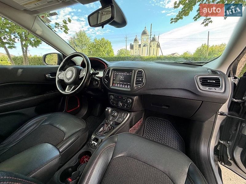 Внедорожник / Кроссовер Jeep Compass 2019 в Стрые