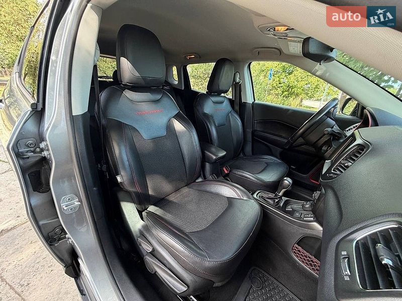 Внедорожник / Кроссовер Jeep Compass 2019 в Стрые