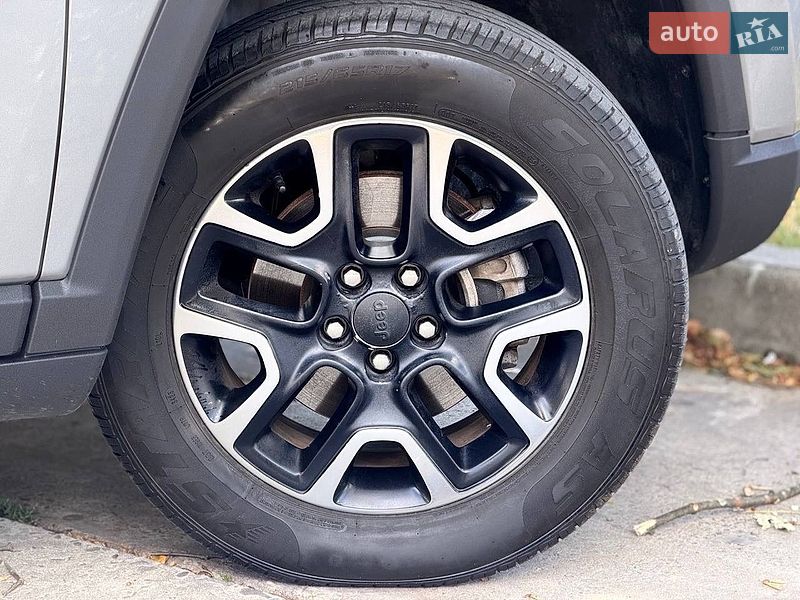 Внедорожник / Кроссовер Jeep Compass 2019 в Стрые
