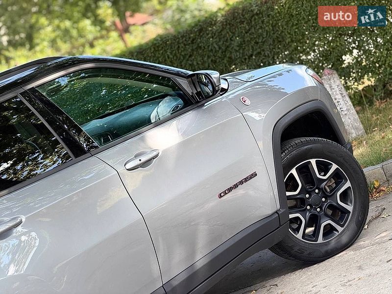 Внедорожник / Кроссовер Jeep Compass 2019 в Стрые