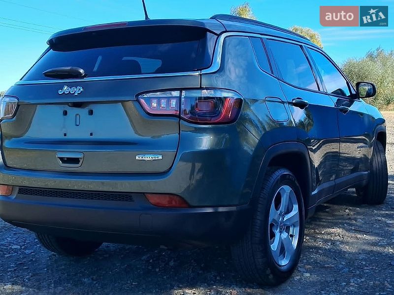 Позашляховик / Кросовер Jeep Compass 2017 в Києві