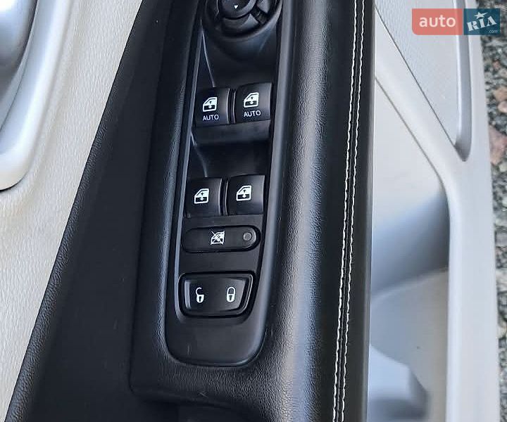 Позашляховик / Кросовер Jeep Compass 2017 в Києві