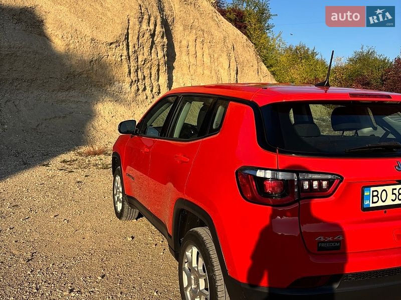Внедорожник / Кроссовер Jeep Compass 2019 в Тернополе фото 6 Внедорожник / Кроссовер Jeep Compass 2019 в Тернополе