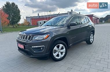 Внедорожник / Кроссовер Jeep Compass 2018 в Здолбунове