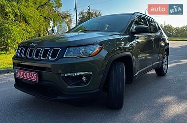 Позашляховик / Кросовер Jeep Compass 2017 в Києві