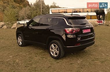 Позашляховик / Кросовер Jeep Compass 2023 в Вигоді