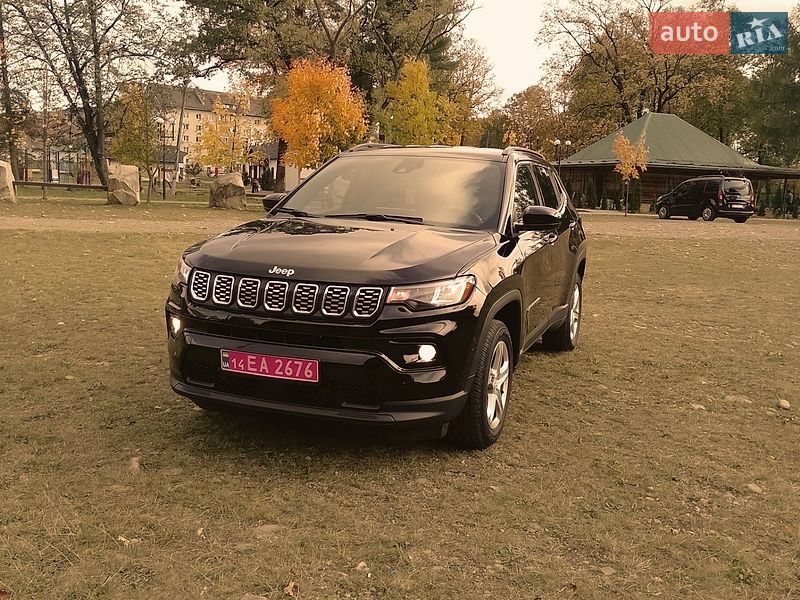 Позашляховик / Кросовер Jeep Compass 2023 в Вигоді