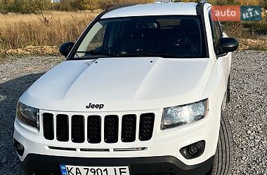 Внедорожник / Кроссовер Jeep Compass 2016 в Киеве