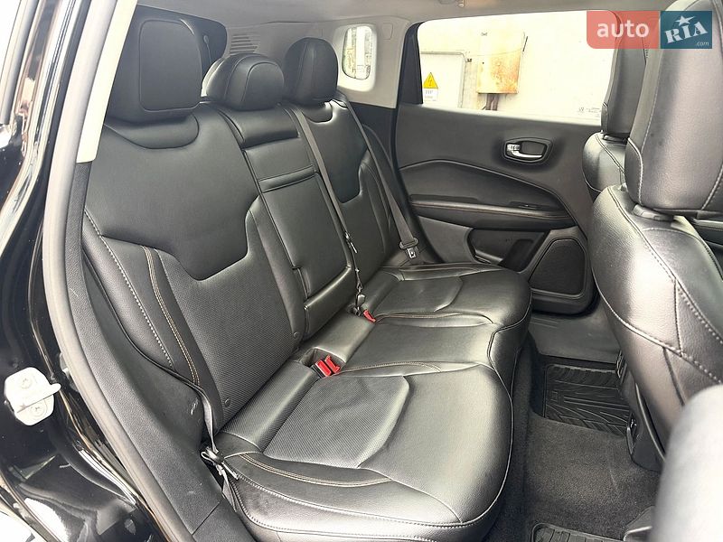 Позашляховик / Кросовер Jeep Compass 2017 в Харкові