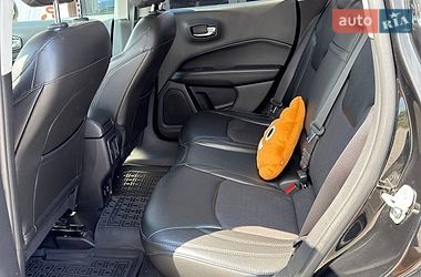 Внедорожник / Кроссовер Jeep Compass 2018 в Киеве
