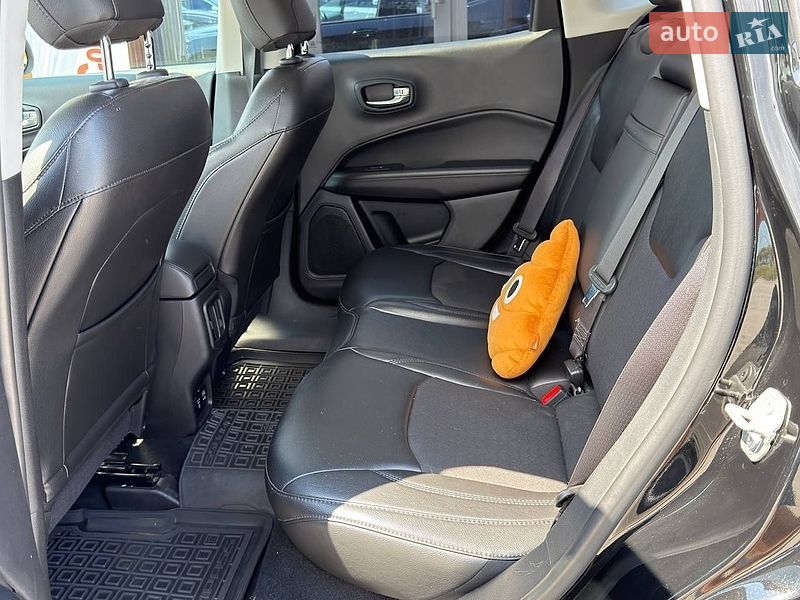 Внедорожник / Кроссовер Jeep Compass 2018 в Киеве