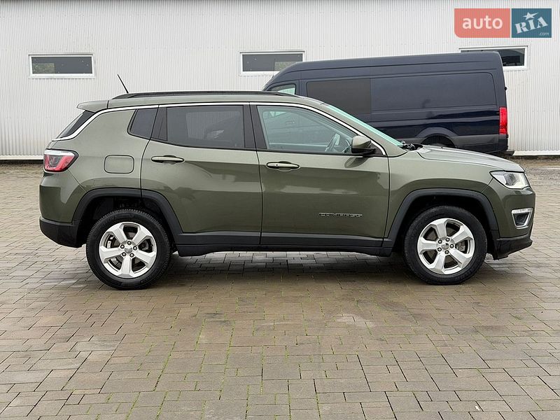 Внедорожник / Кроссовер Jeep Compass 2017 в Калуше