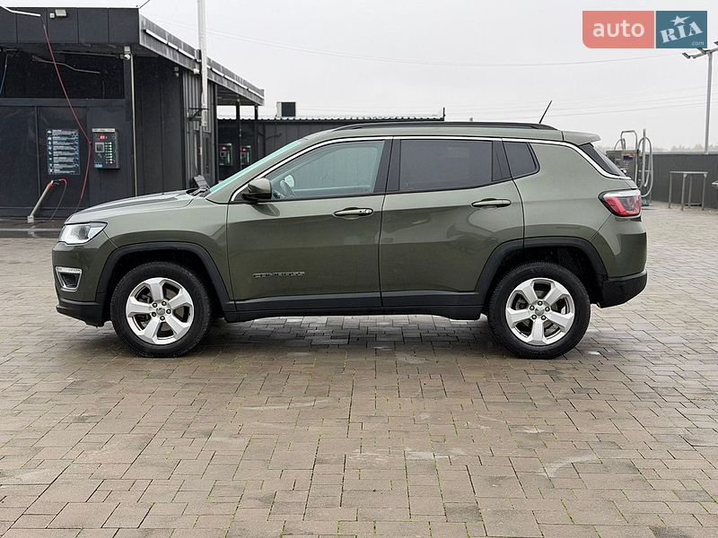 Внедорожник / Кроссовер Jeep Compass 2017 в Калуше