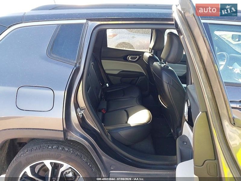 Позашляховик / Кросовер Jeep Compass 2024 в Івано-Франківську