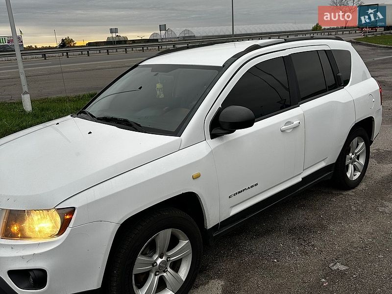 Внедорожник / Кроссовер Jeep Compass 2015 в Полтаве