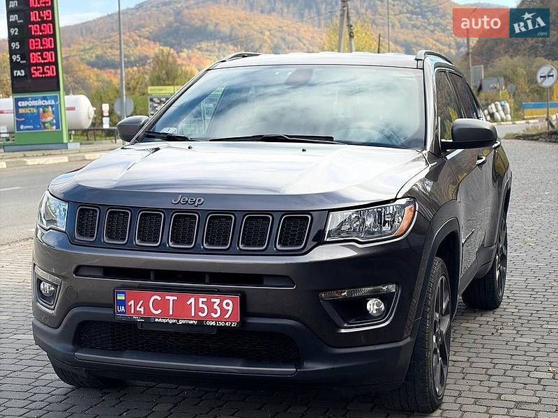 Внедорожник / Кроссовер Jeep Compass 2020 в Кутах