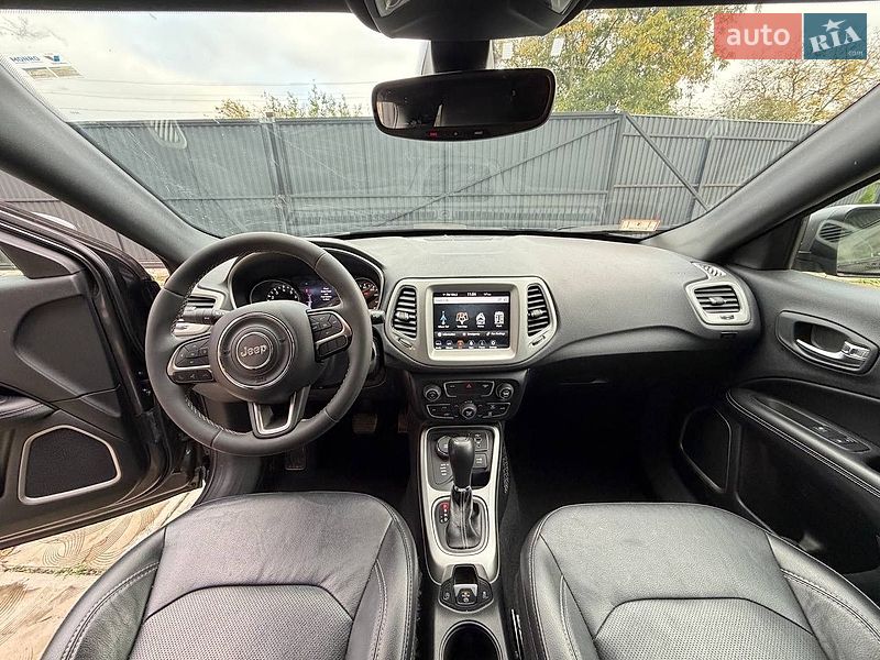 Внедорожник / Кроссовер Jeep Compass 2020 в Кутах