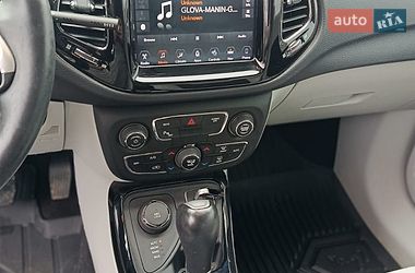 Внедорожник / Кроссовер Jeep Compass 2017 в Мостиске