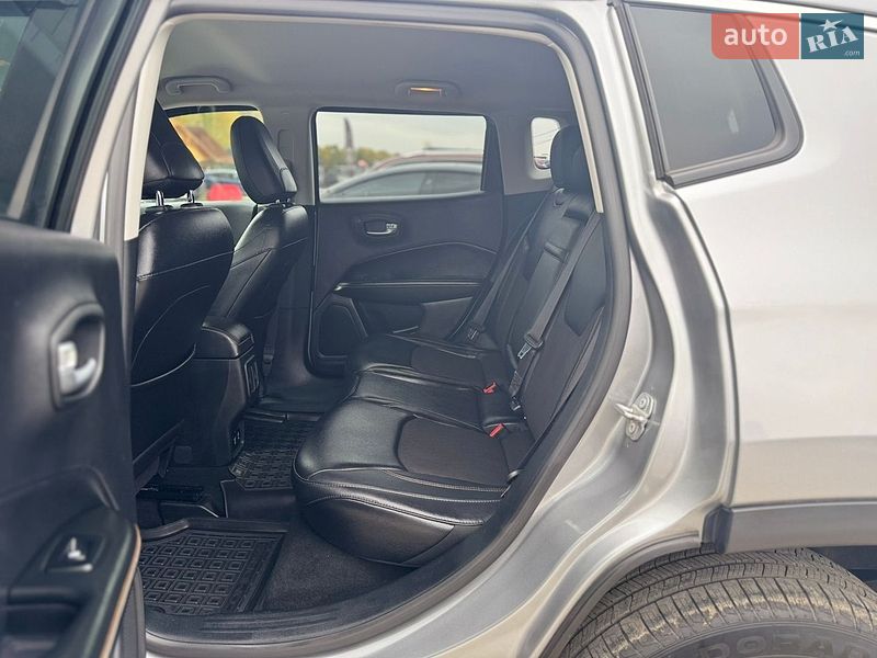 Позашляховик / Кросовер Jeep Compass 2017 в Львові