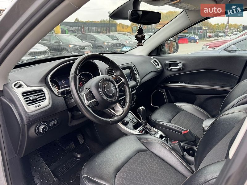 Позашляховик / Кросовер Jeep Compass 2017 в Львові