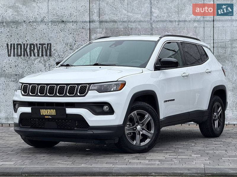 Внедорожник / Кроссовер Jeep Compass 2023 в Киеве