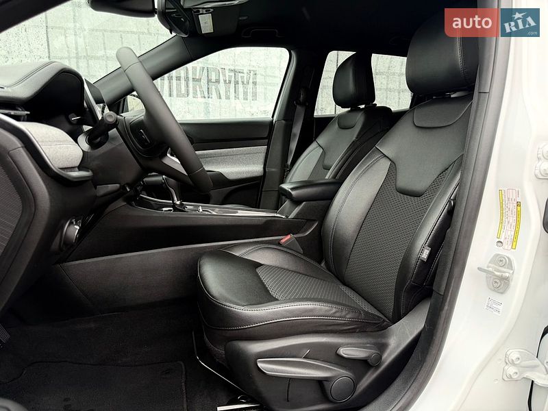Внедорожник / Кроссовер Jeep Compass 2023 в Киеве