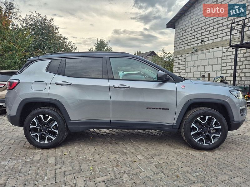 Внедорожник / Кроссовер Jeep Compass 2019 в Сумах