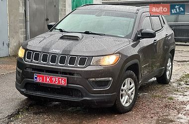 Внедорожник / Кроссовер Jeep Compass 2018 в Киеве