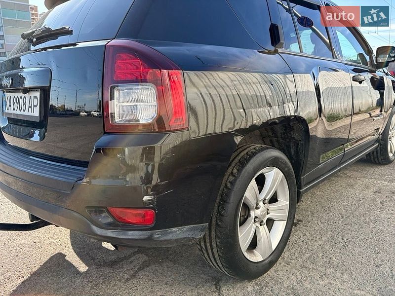 Позашляховик / Кросовер Jeep Compass 2013 в Києві