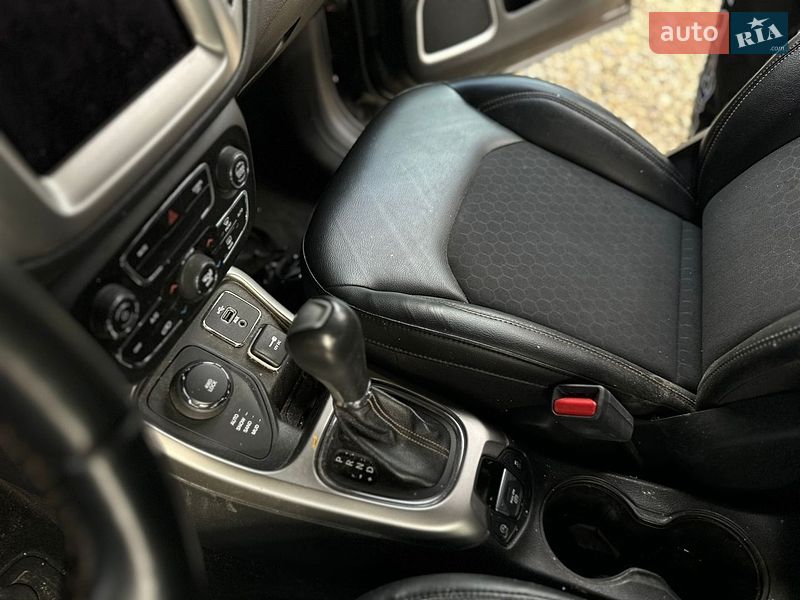 Позашляховик / Кросовер Jeep Compass 2017 в Стрию