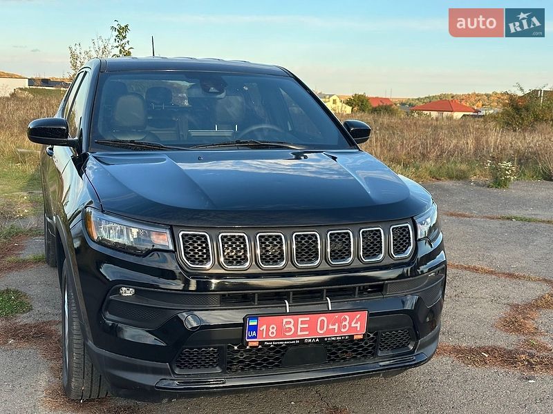 Внедорожник / Кроссовер Jeep Compass 2023 в Ровно