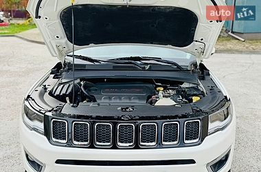 Позашляховик / Кросовер Jeep Compass 2019 в Ромнах