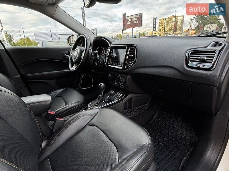 Внедорожник / Кроссовер Jeep Compass 2018 в Белогородке