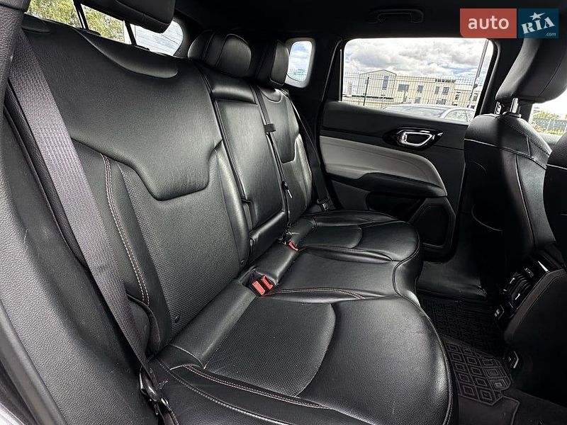 Позашляховик / Кросовер Jeep Compass 2023 в Білогородці