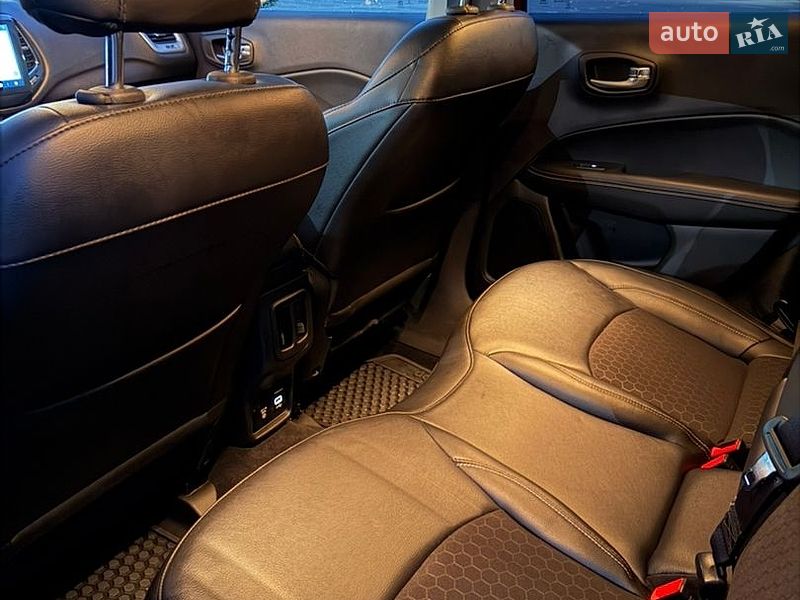 Внедорожник / Кроссовер Jeep Compass 2019 в Киеве