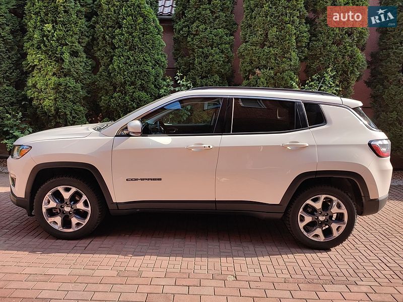 Внедорожник / Кроссовер Jeep Compass 2018 в Виноградове