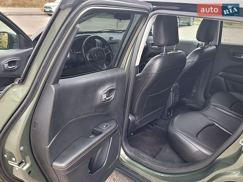 Позашляховик / Кросовер Jeep Compass 2019 в Києві фото 31 Позашляховик / Кросовер Jeep Compass 2019 в Києві
