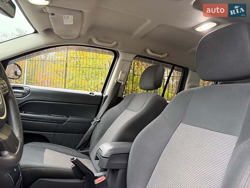 Внедорожник / Кроссовер Jeep Compass 2013 в Киеве