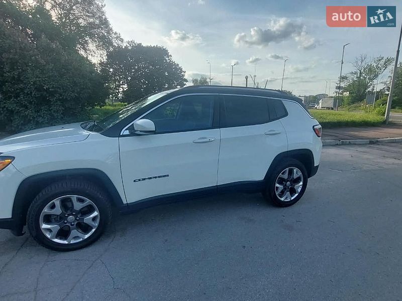 Внедорожник / Кроссовер Jeep Compass 2017 в Житомире