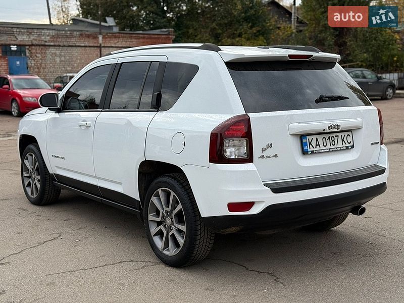Позашляховик / Кросовер Jeep Compass 2015 в Чернігові