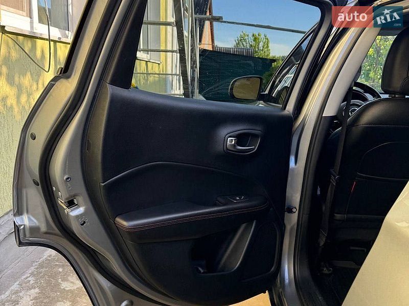 Внедорожник / Кроссовер Jeep Compass 2020 в Полтаве фото 22 Внедорожник / Кроссовер Jeep Compass 2020 в Полтаве