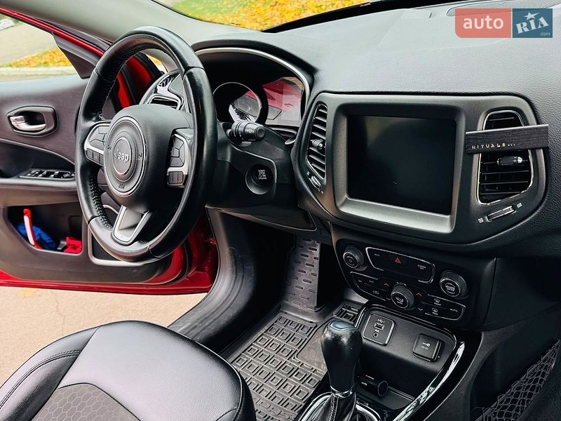 Внедорожник / Кроссовер Jeep Compass 2020 в Ровно