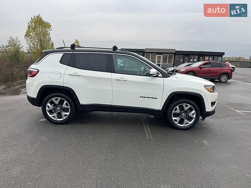 Внедорожник / Кроссовер Jeep Compass 2018 в Киеве