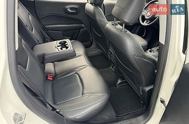 Внедорожник / Кроссовер Jeep Compass 2018 в Киеве