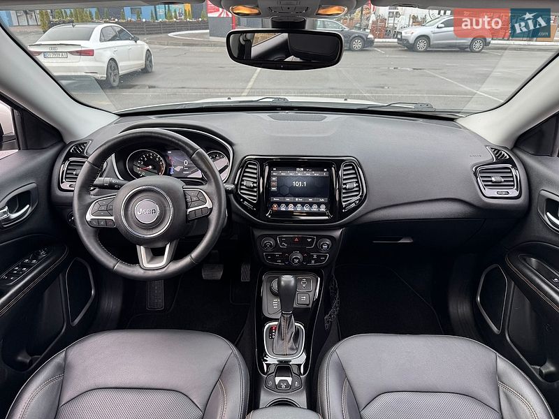 Внедорожник / Кроссовер Jeep Compass 2018 в Киеве