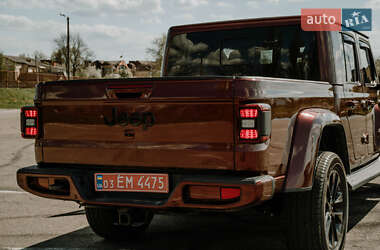 Пікап Jeep Gladiator 2021 в 