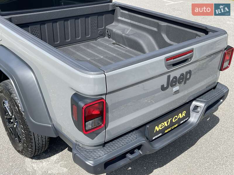 Пикап Jeep Gladiator 2022 в Киеве