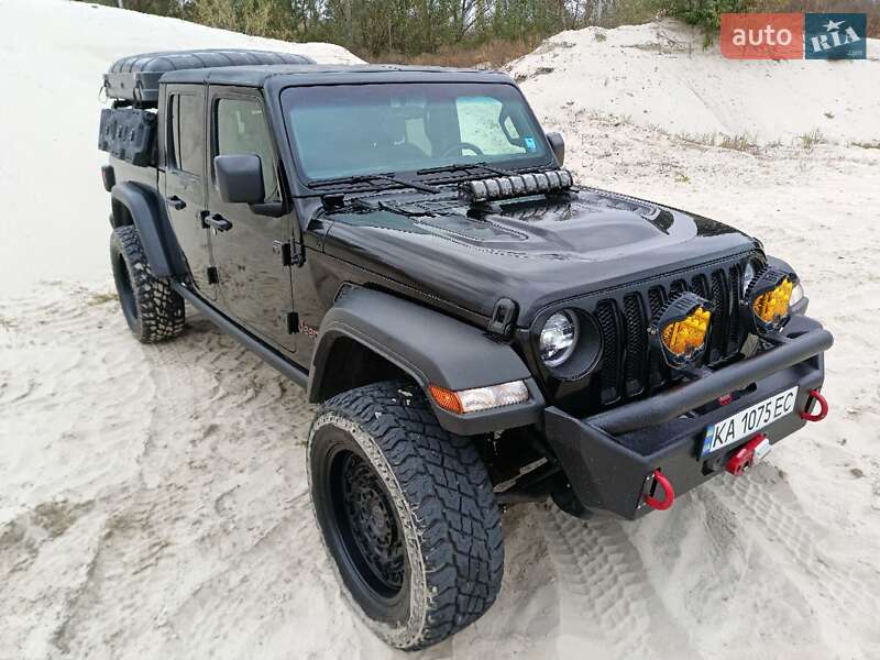 Пикап Jeep Gladiator 2020 в Киеве